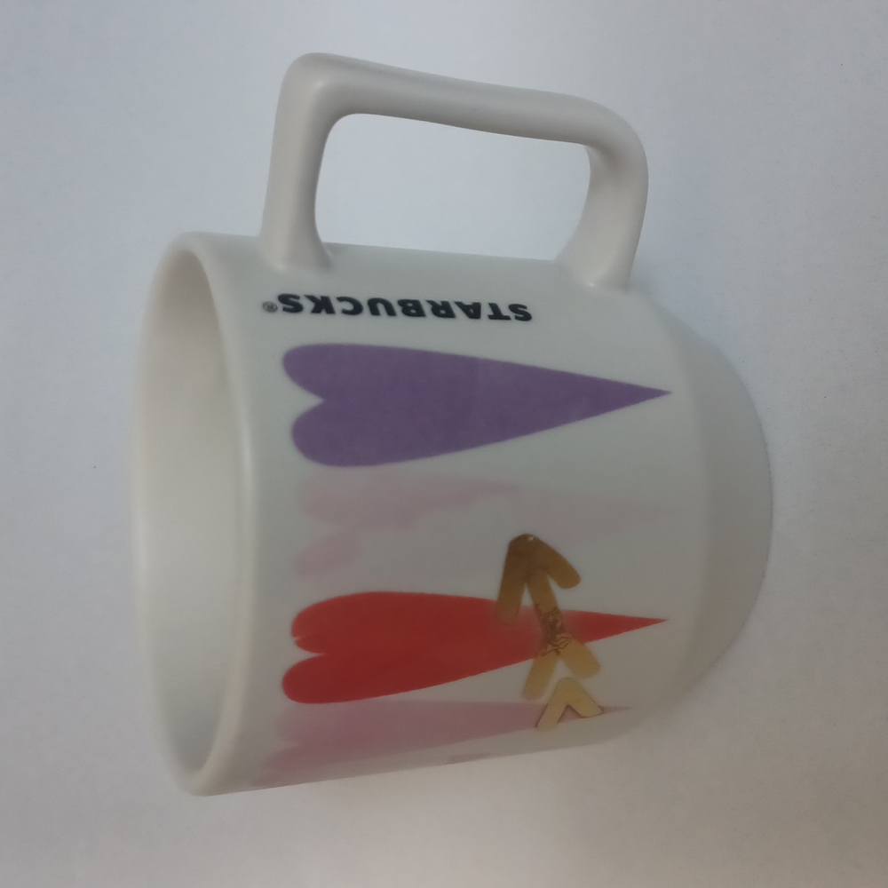 Starbucks Watercolor hearts and gold arrow Valentine's Day 2016 Mug 12 fl oz